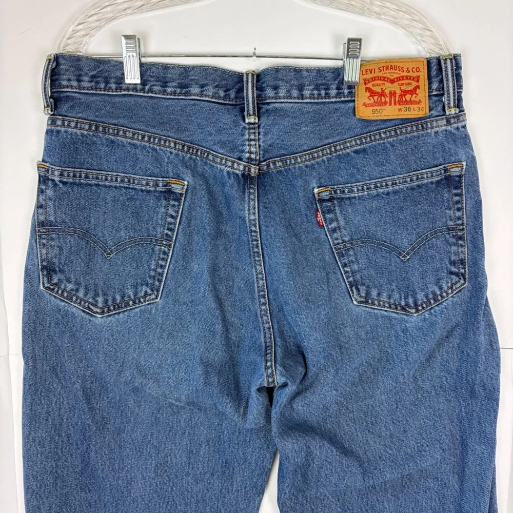 Levis 550 Relaxed Fit Tapered Leg Jeans Medium Wash Blue Mens 36x34
